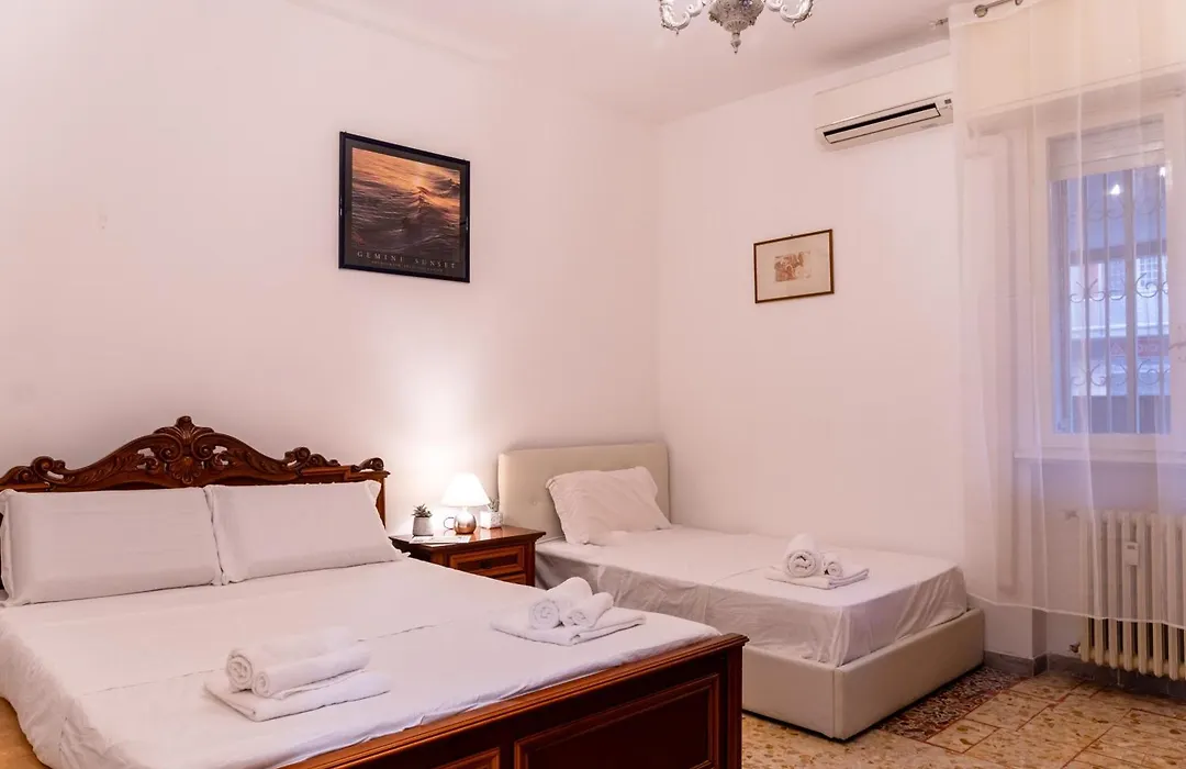 Home Stay Roma-1