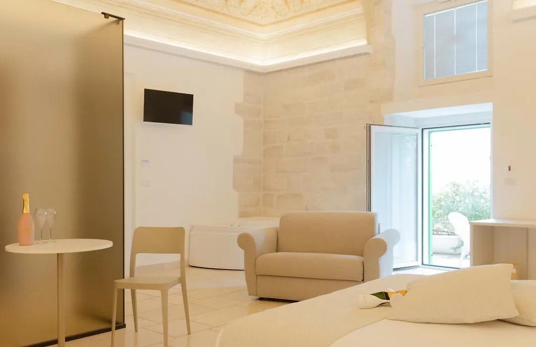 Relais La Muraglia - Central Luxury Rooms - Molfetta-1
