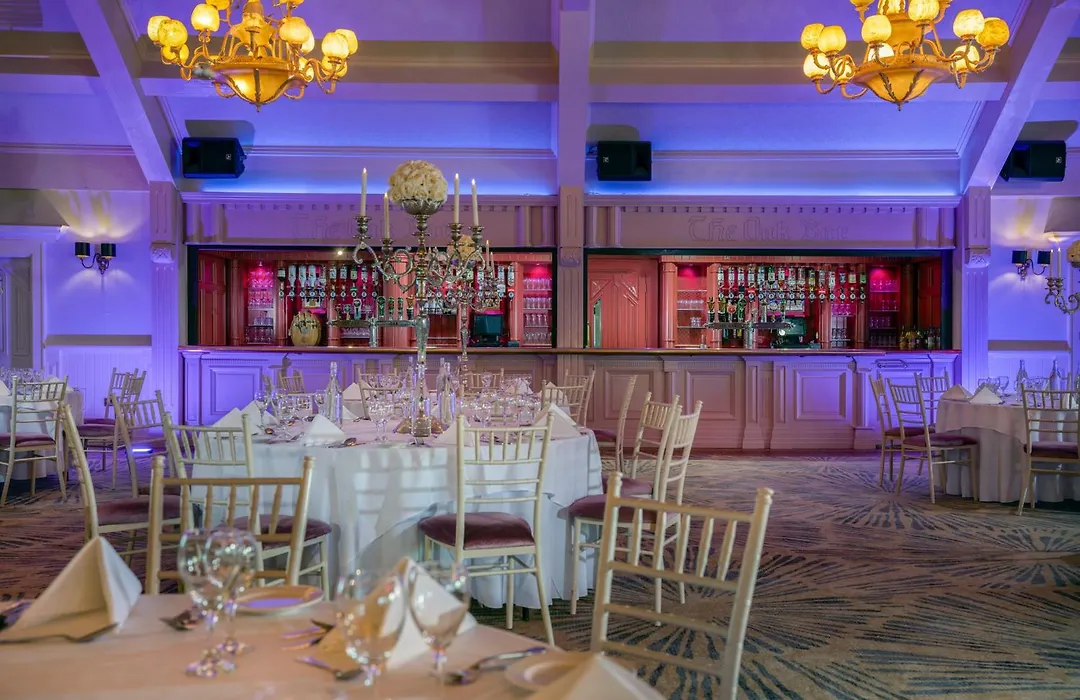 Treacys Oakwood Hotel, Shannon-1