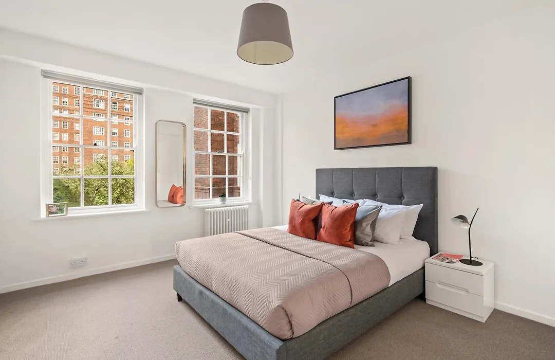 Dolphin House Serviced Apartments-1