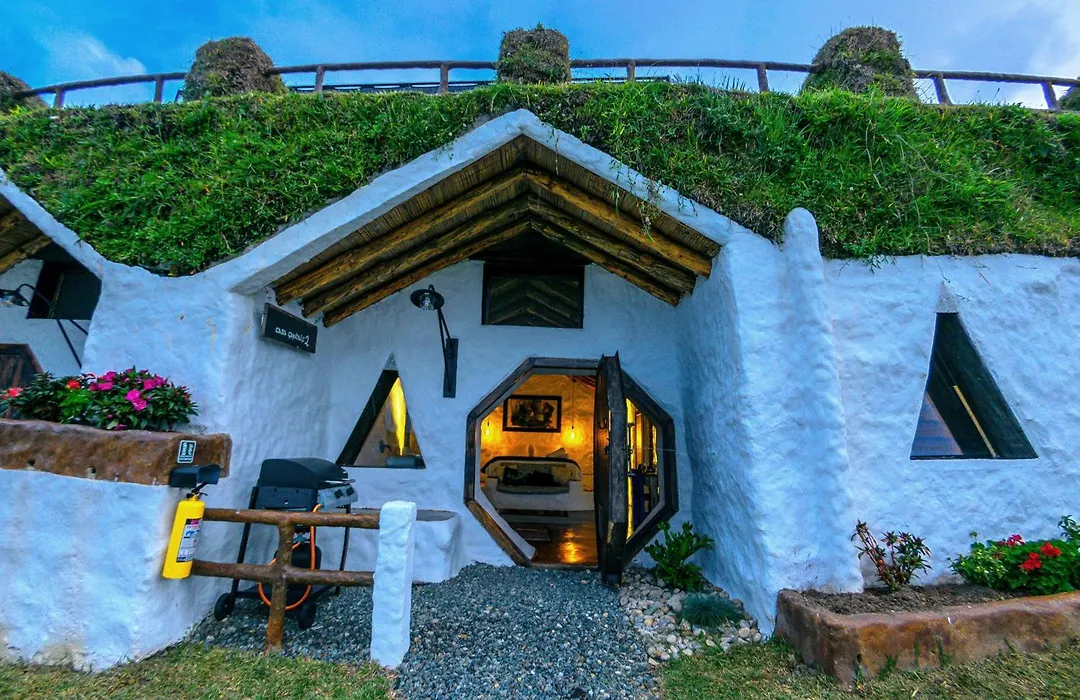 Hobbit Hotel El peñol Guatapé-1