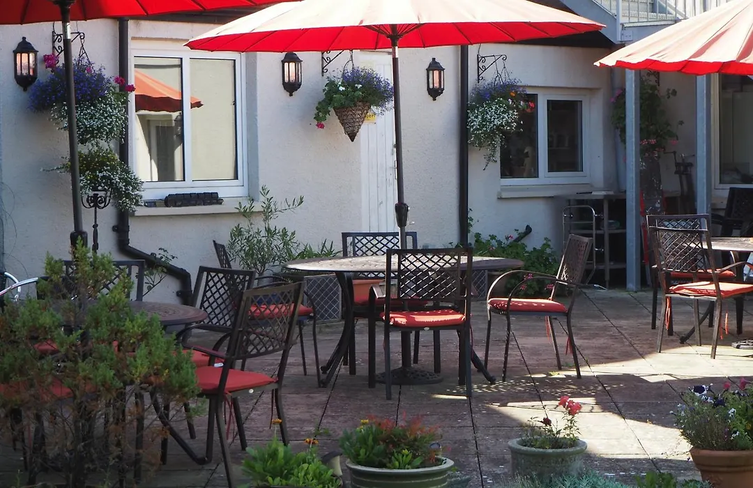 Meare Manor-1