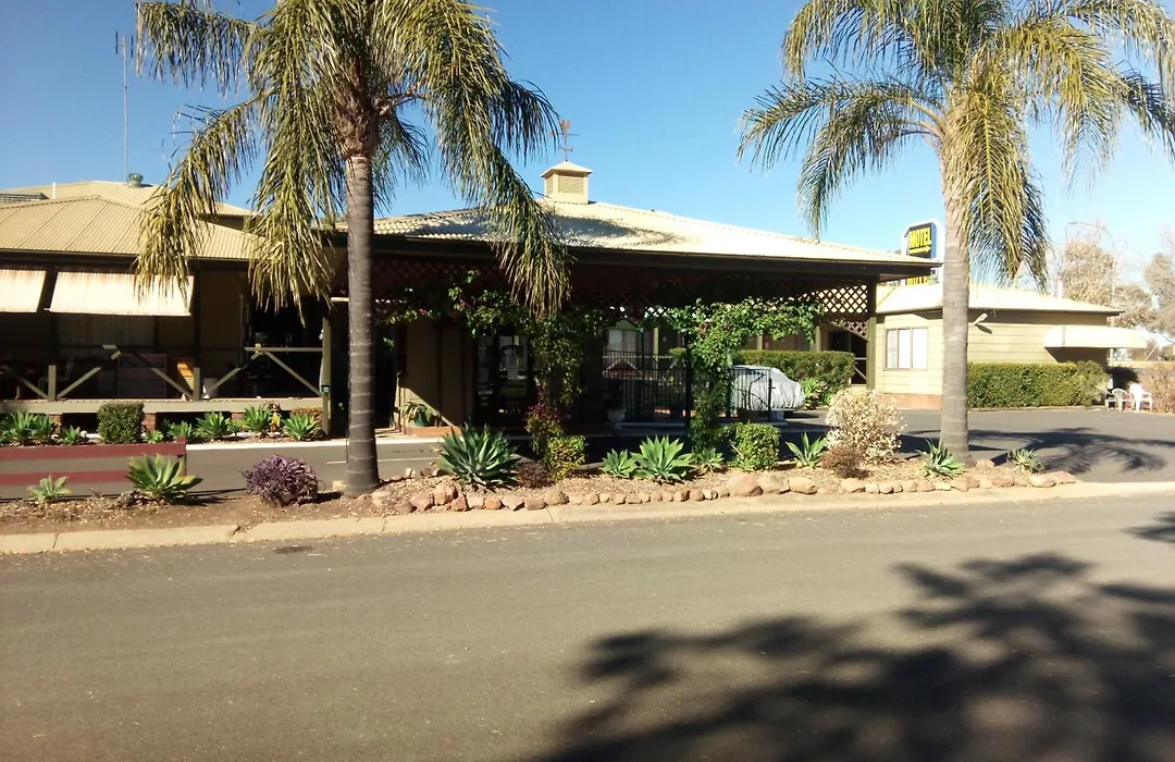 Lake Forbes Motel-1