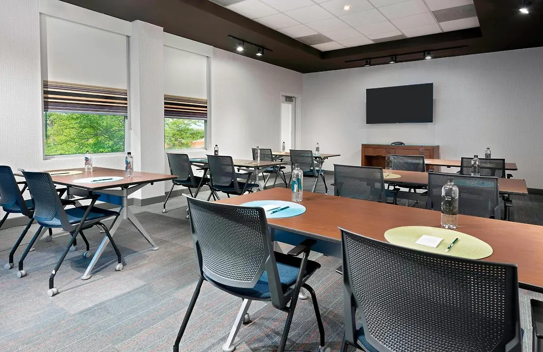 Aloft By Marriott Jacksonville Airport-1