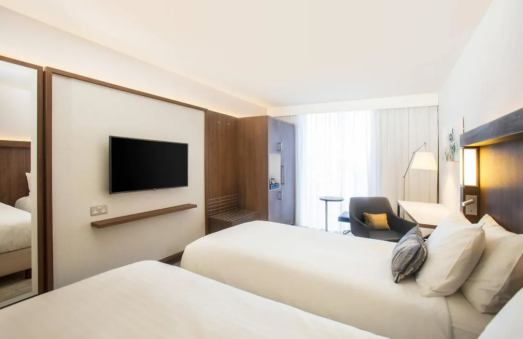 Courtyard By Marriott Edinburgh West-1
