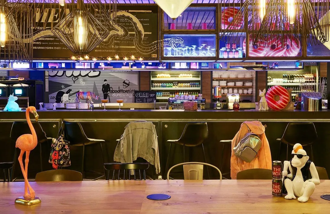 Moxy Edinburgh Airport-1