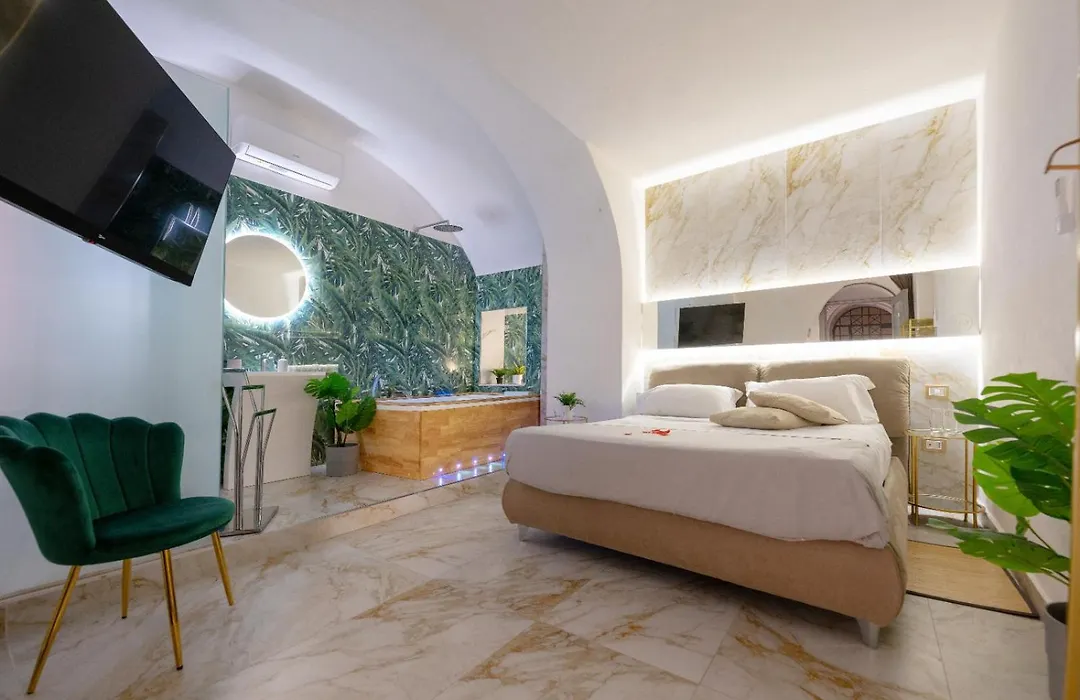 Etnea 208 Luxury Jacuzzi Suite Catania-1