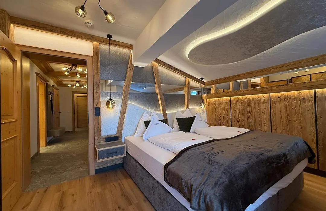 Oberlechtaler Hof Boutique Hotel-1