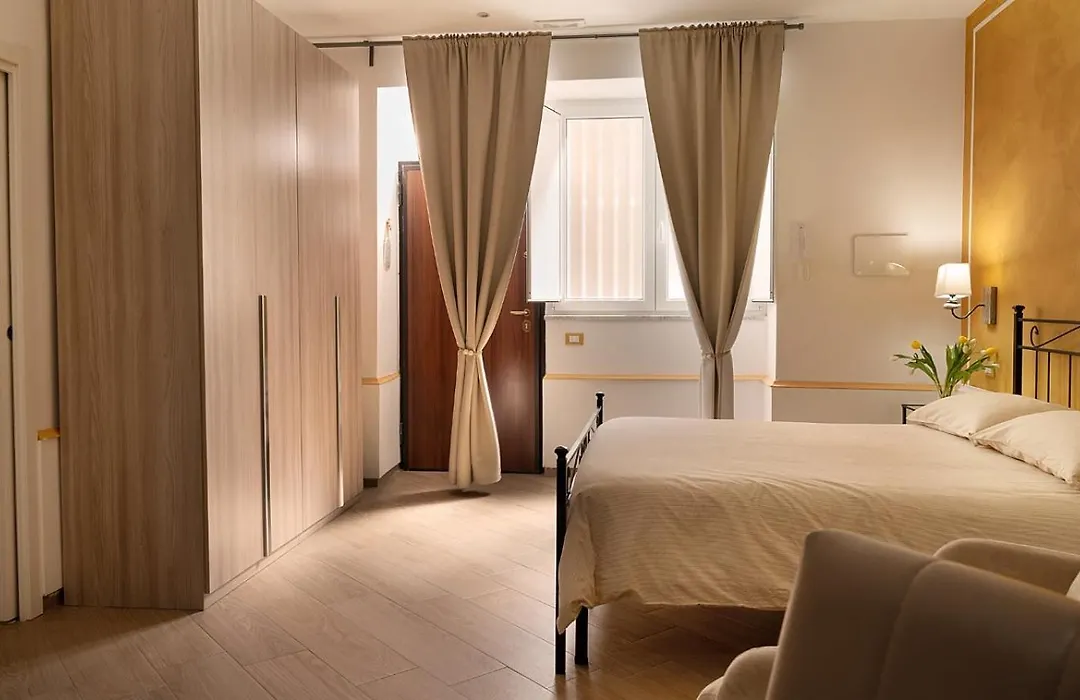 Domus Cuomo B&B-1