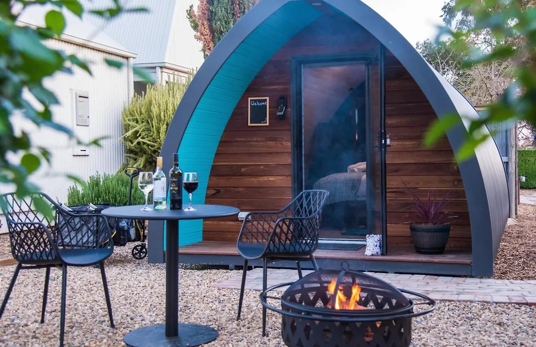 Jen'S Garden Pods-1