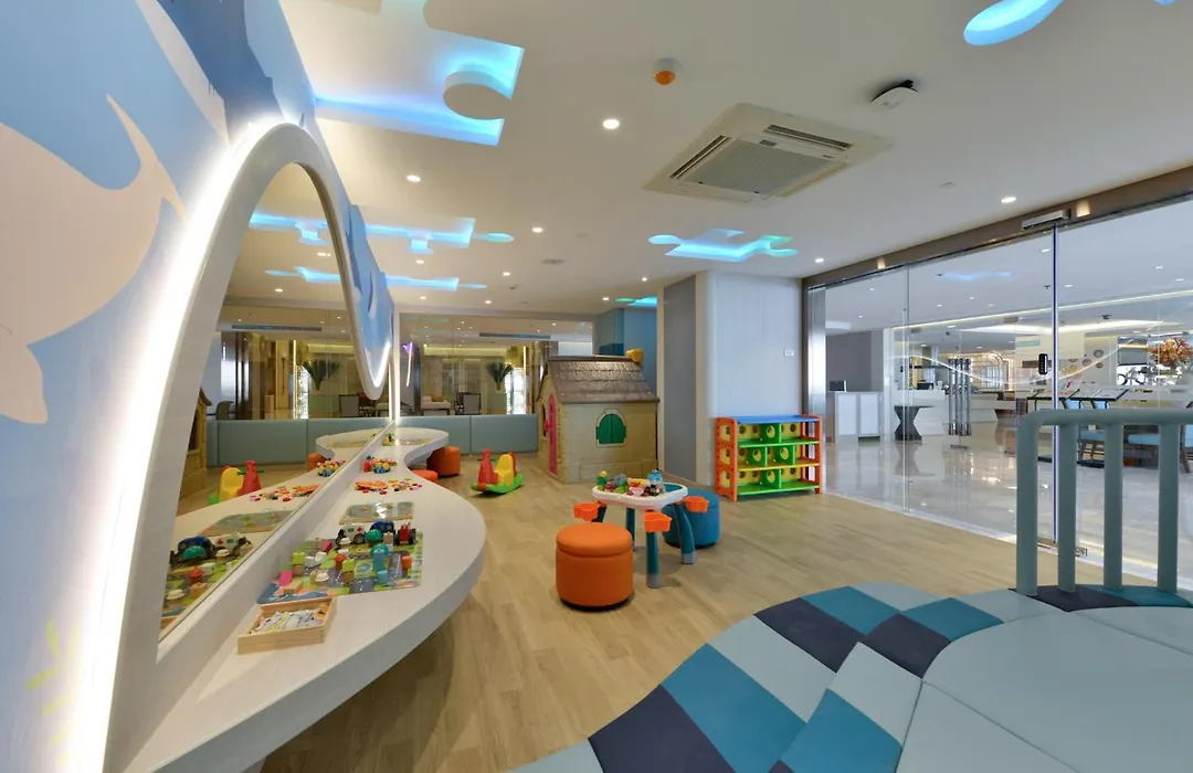 Centre Point Plus Hotel Silom-1