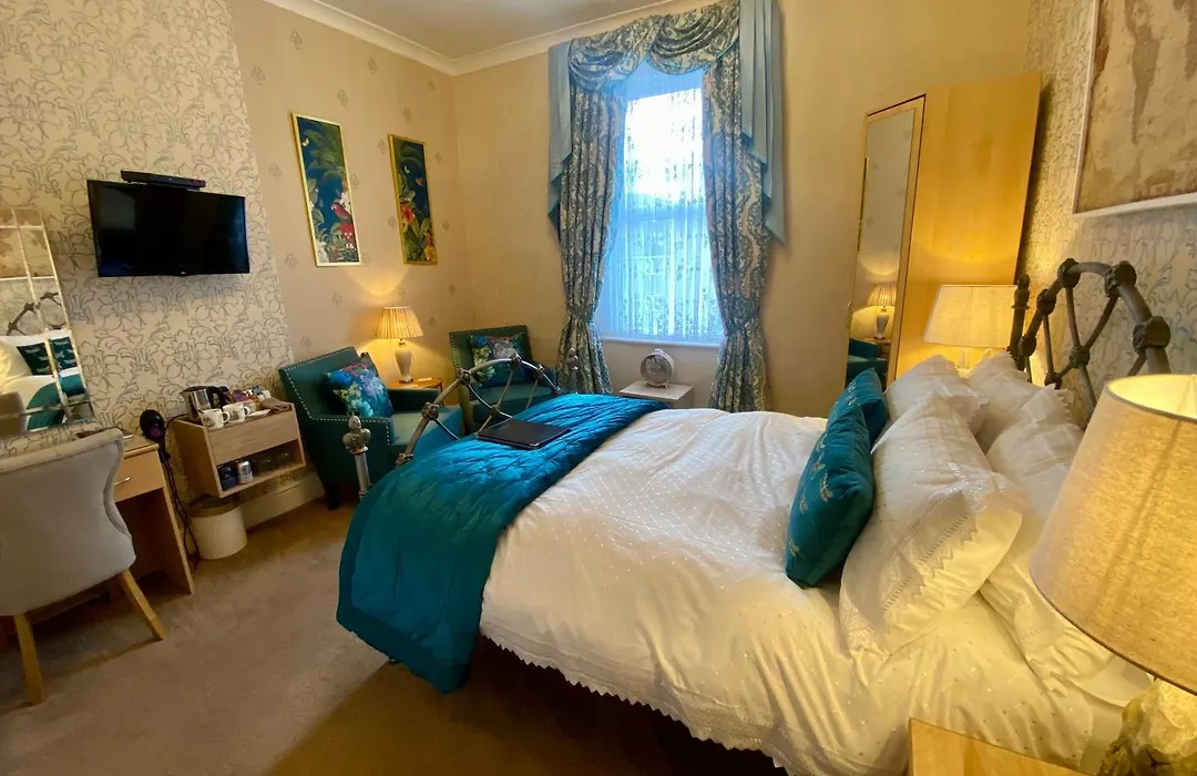 Stratford House Exclusively For Adults-1
