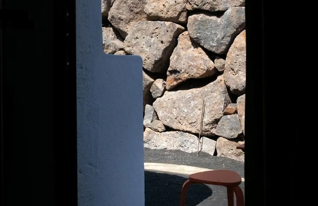 Hektor - Farm, Arts & Suites-1