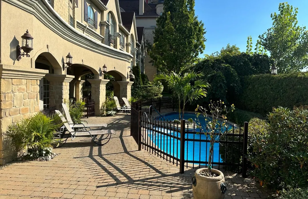 Le St-Martin Hotel & Suites-1