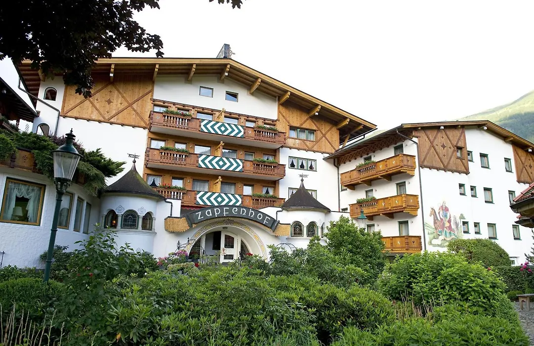 Landgut Zapfenhof-1