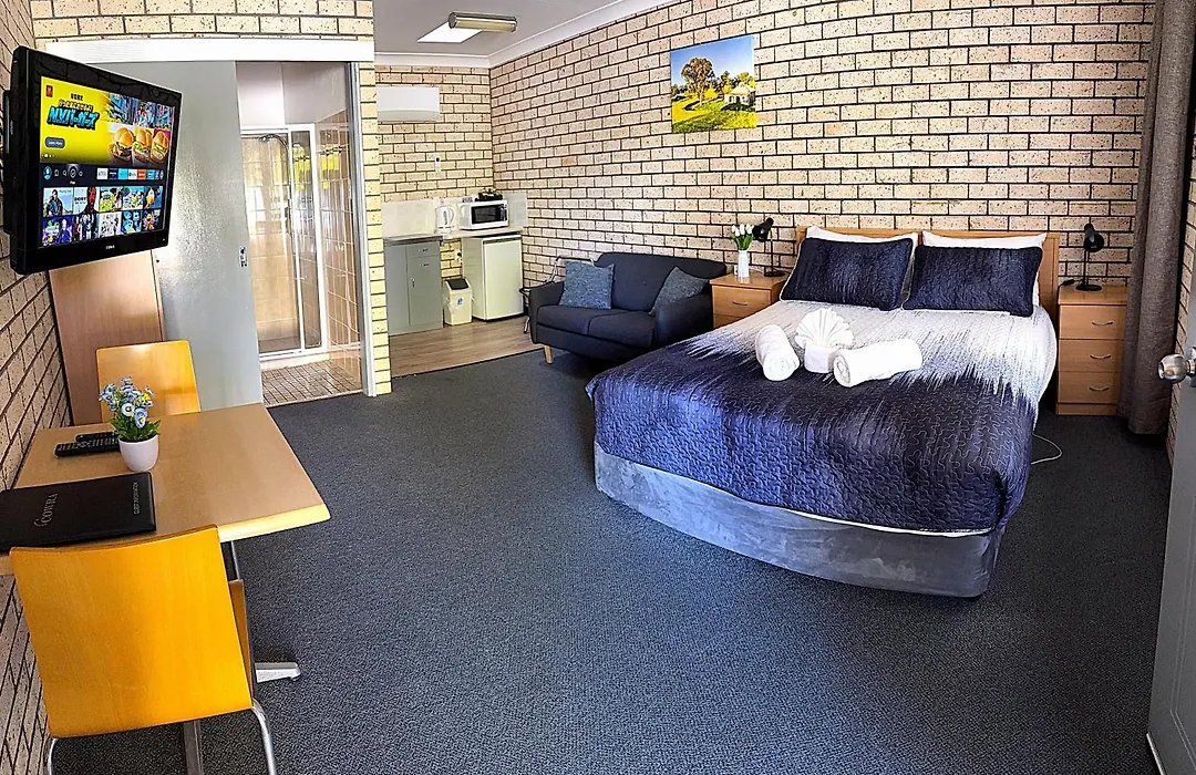 Cowra Crest Motel-1