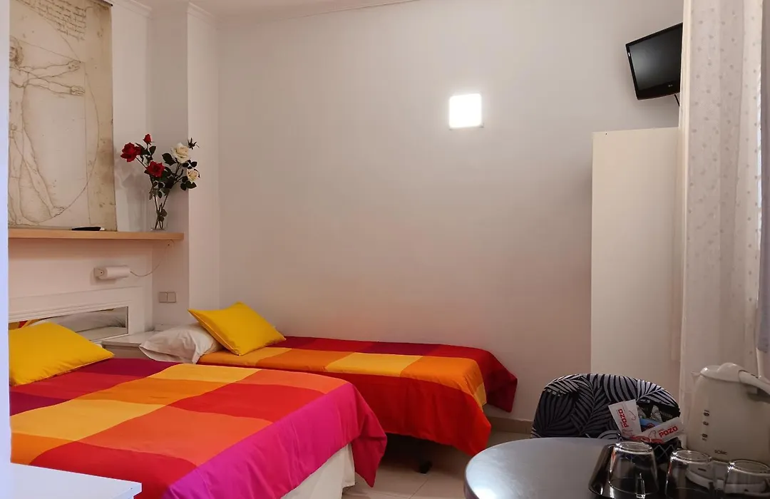Hostal Casa Chueca-1