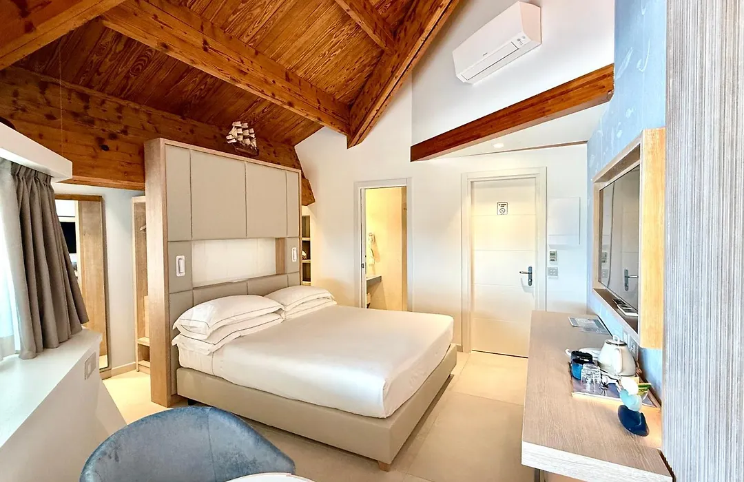 Hotel La Bussola - Beach&Golf-1