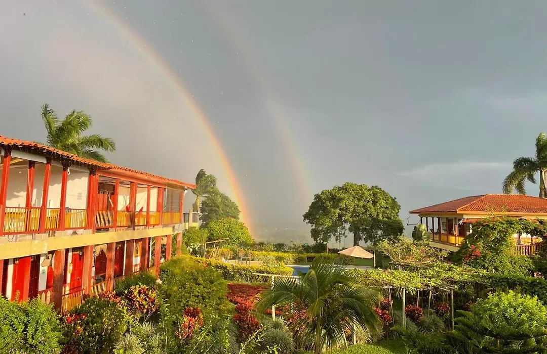 Finca Hotel Tucurinca-1