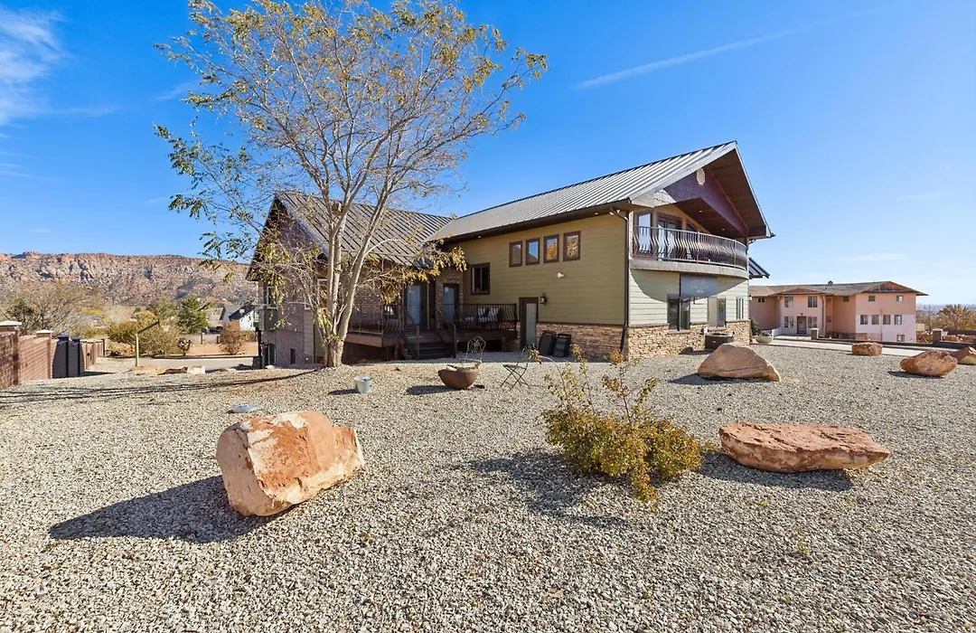 Zion Cliff Lodge-1