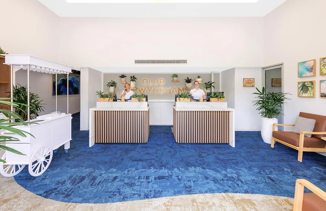 Club Wyndham Kirra Beach-1