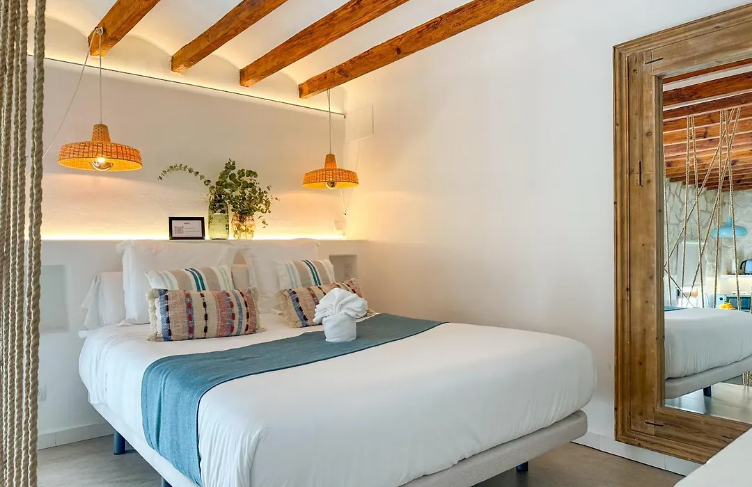 Moona Hostal Altea-1
