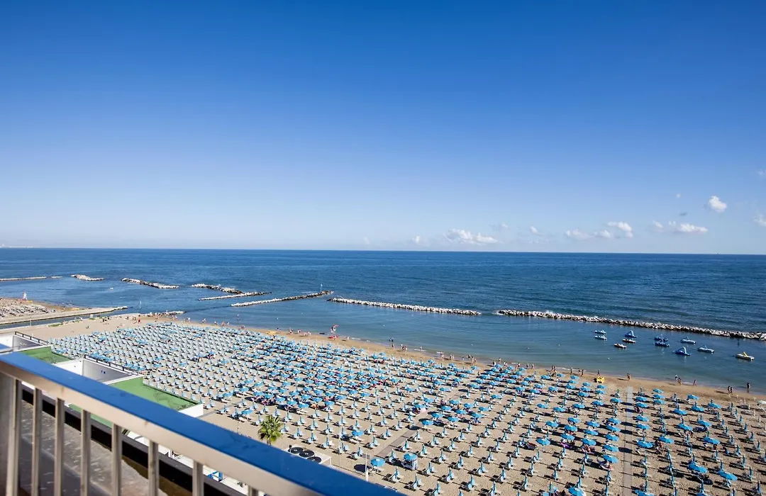 Hotel Caravelle-1