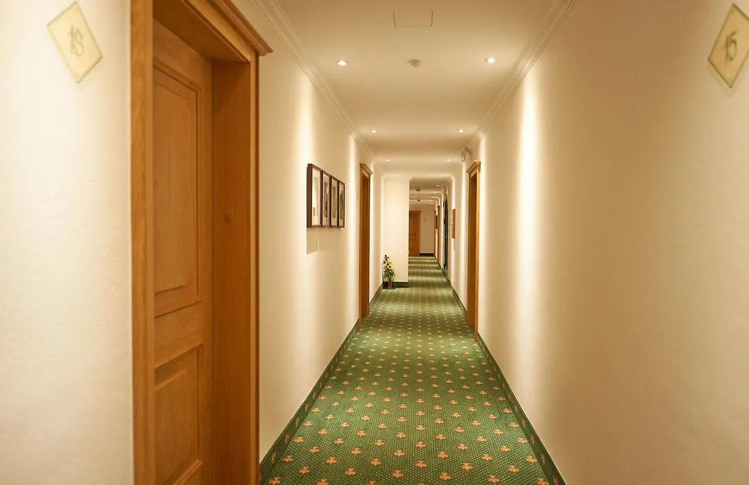 Hotel Waidmannsheil-1