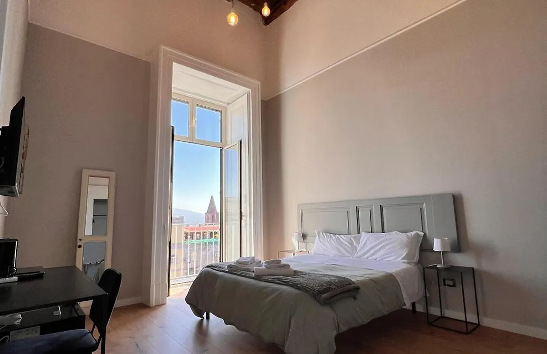 Bellini View-1
