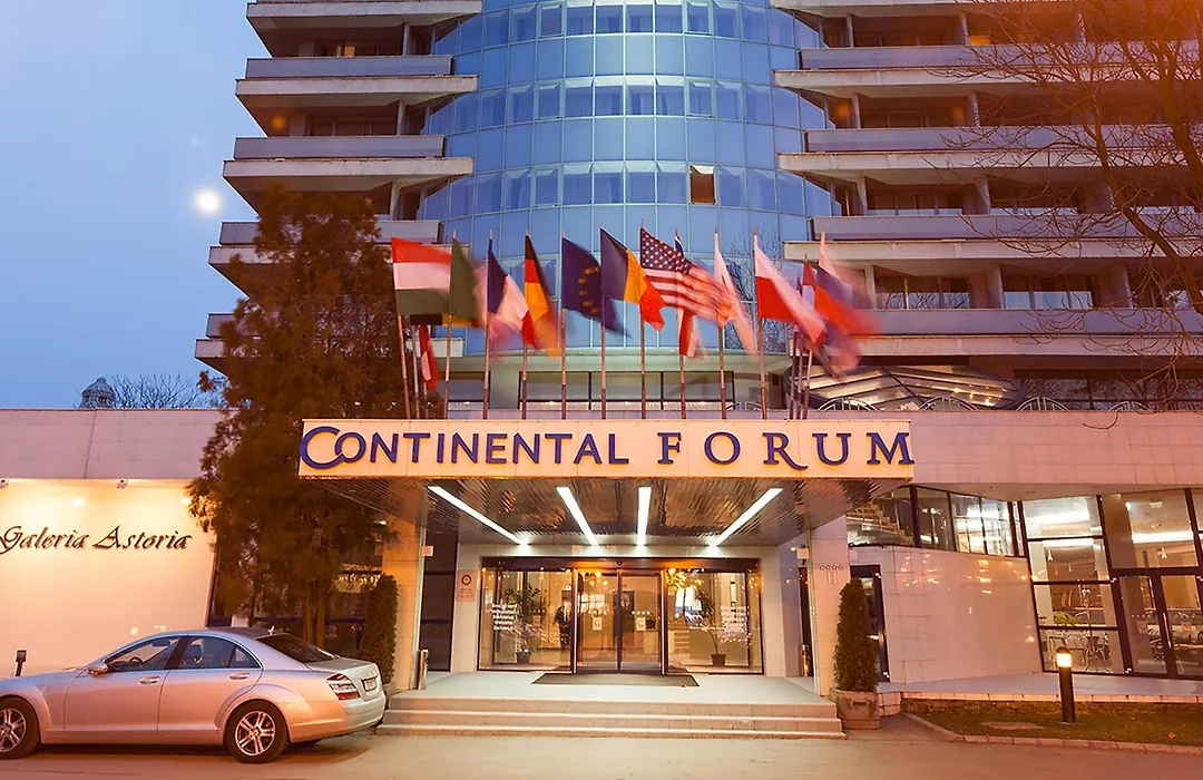 Continental Forum Arad-1