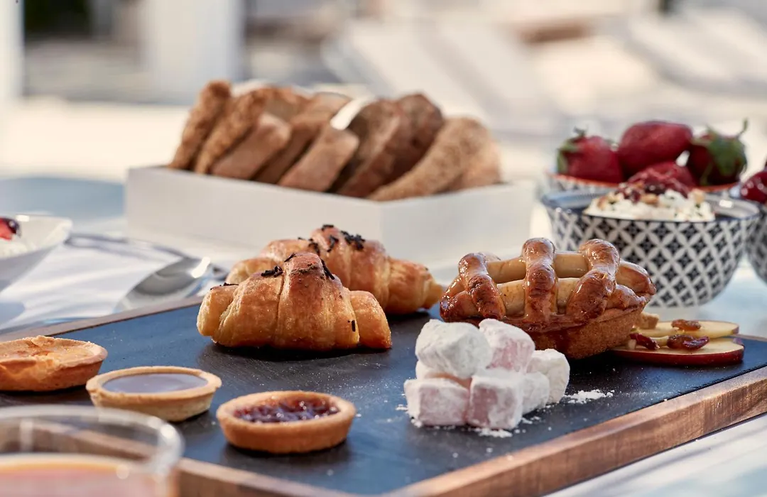 Mr And Mrs White Paros Suites & More-1