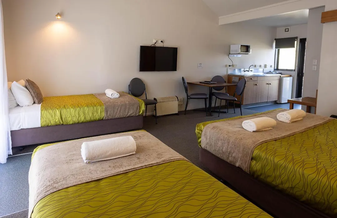 Alpine Glacier Motel-1