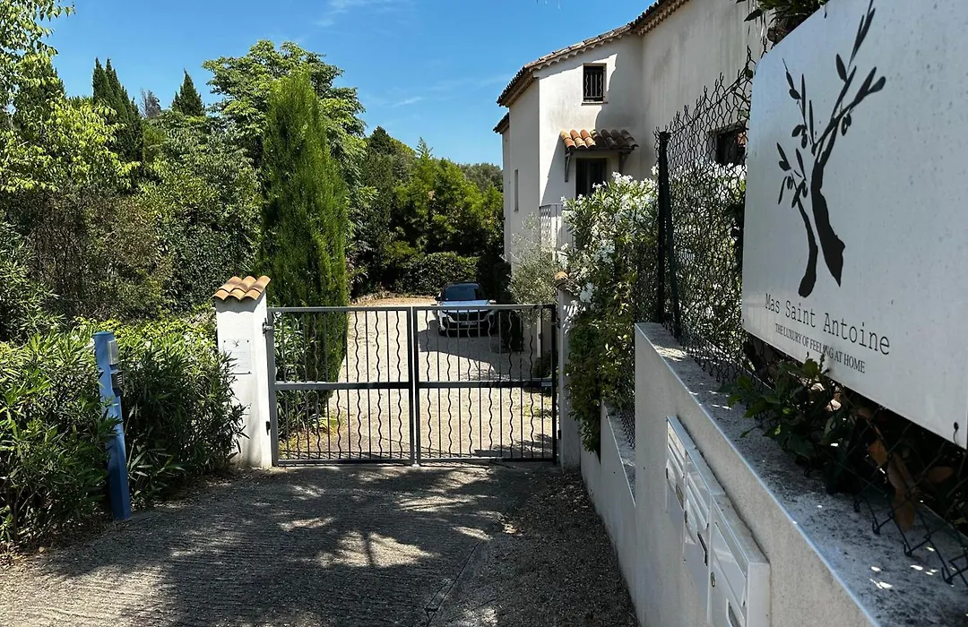 Mas Saint Antoine-1
