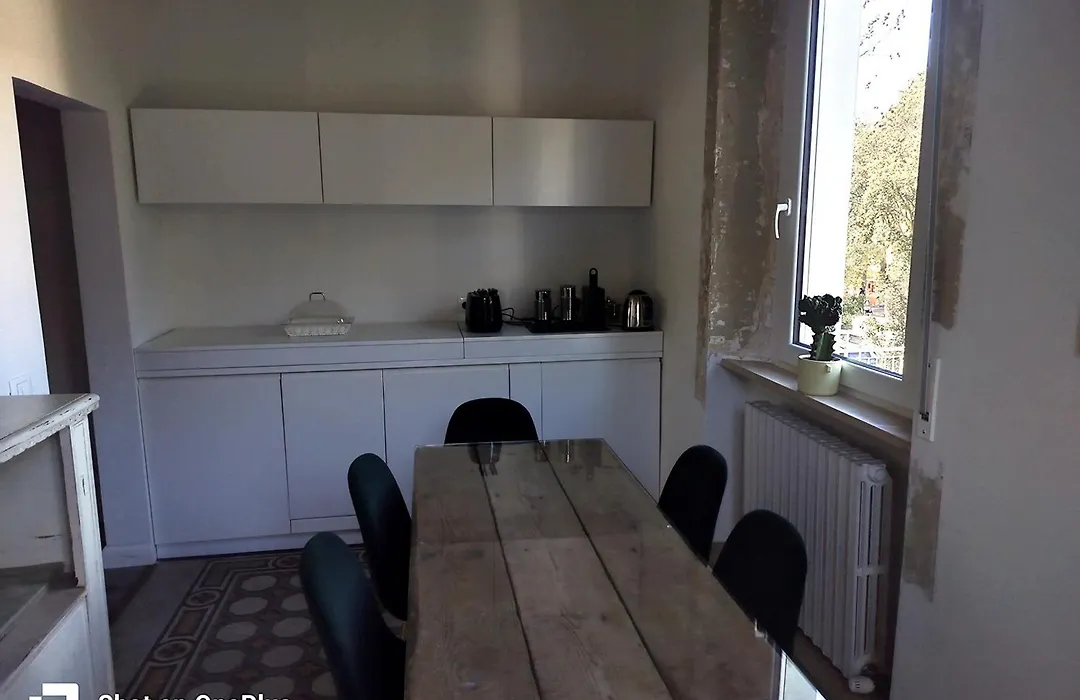 B&B Suite 44-1