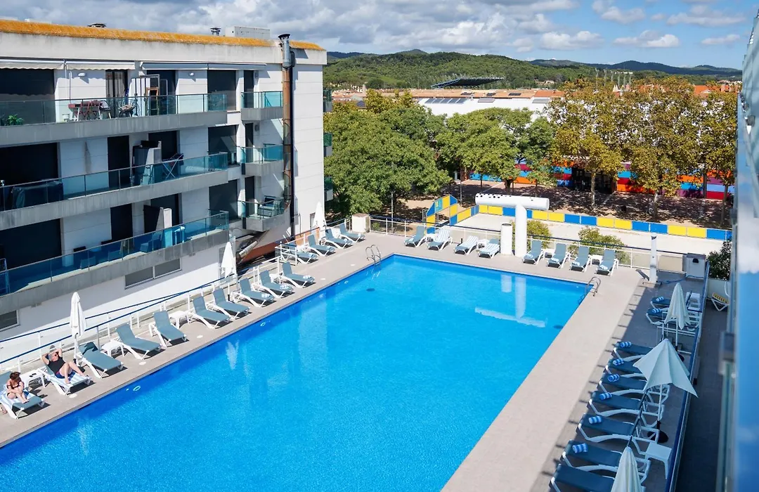 Aparthotel Ona Palamós-1
