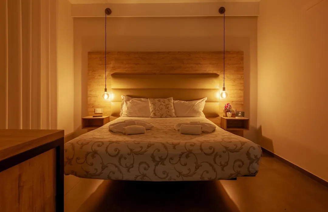 Oneira Rooms-1
