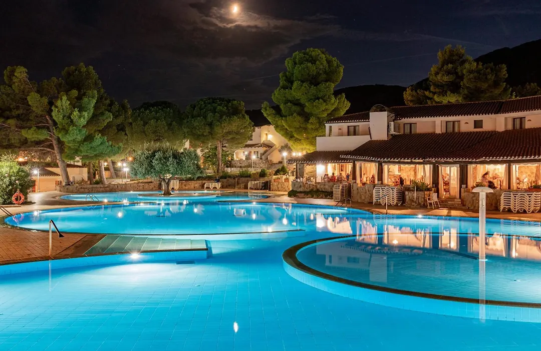 Club Esse Cala Gonone-1