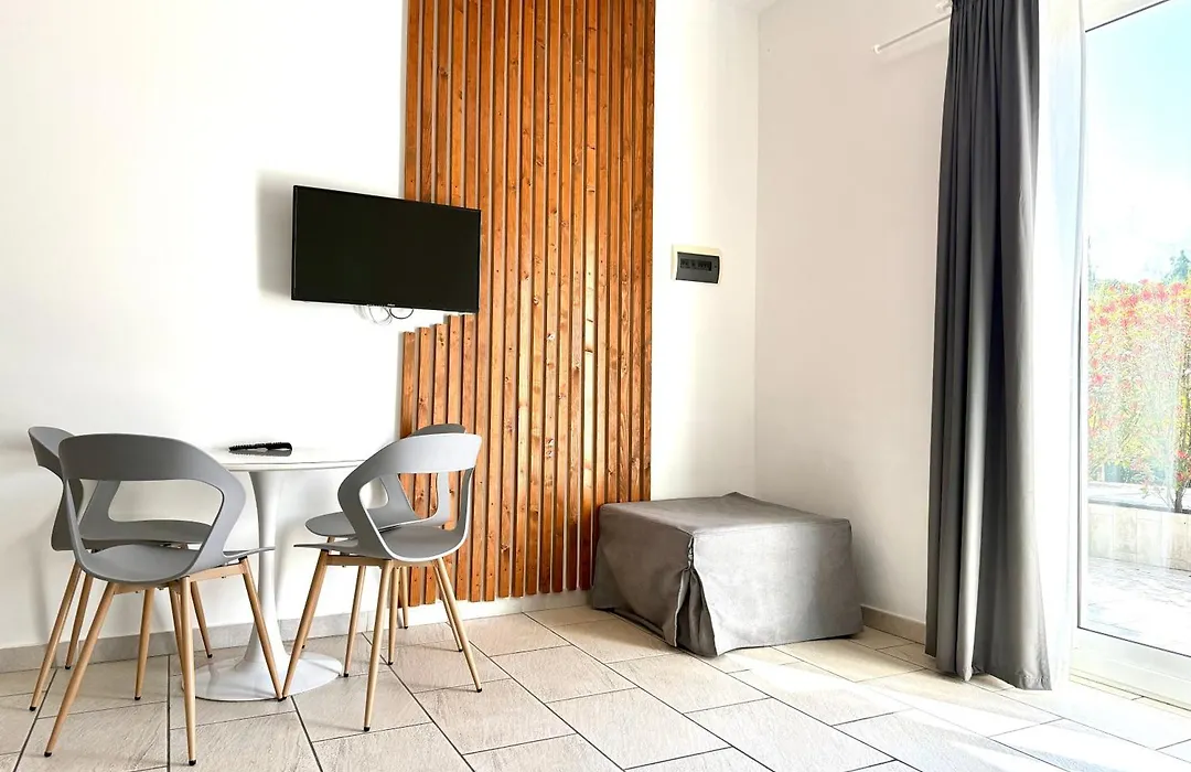 Le Village Sarzana-1