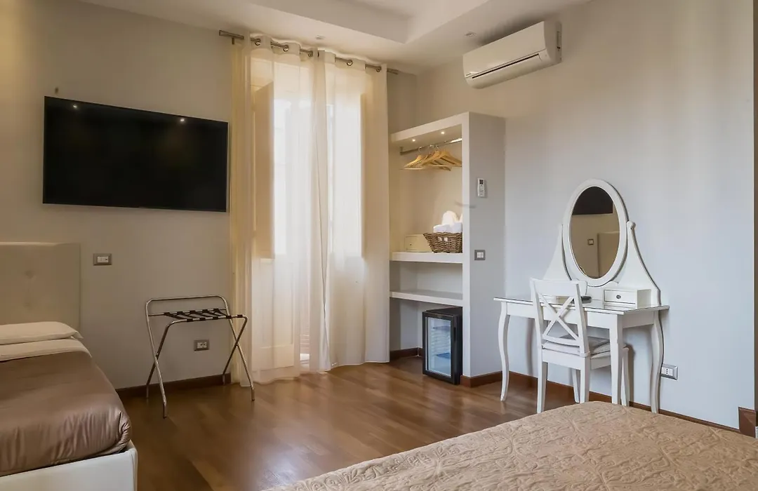 Borghese Executive Suite-1