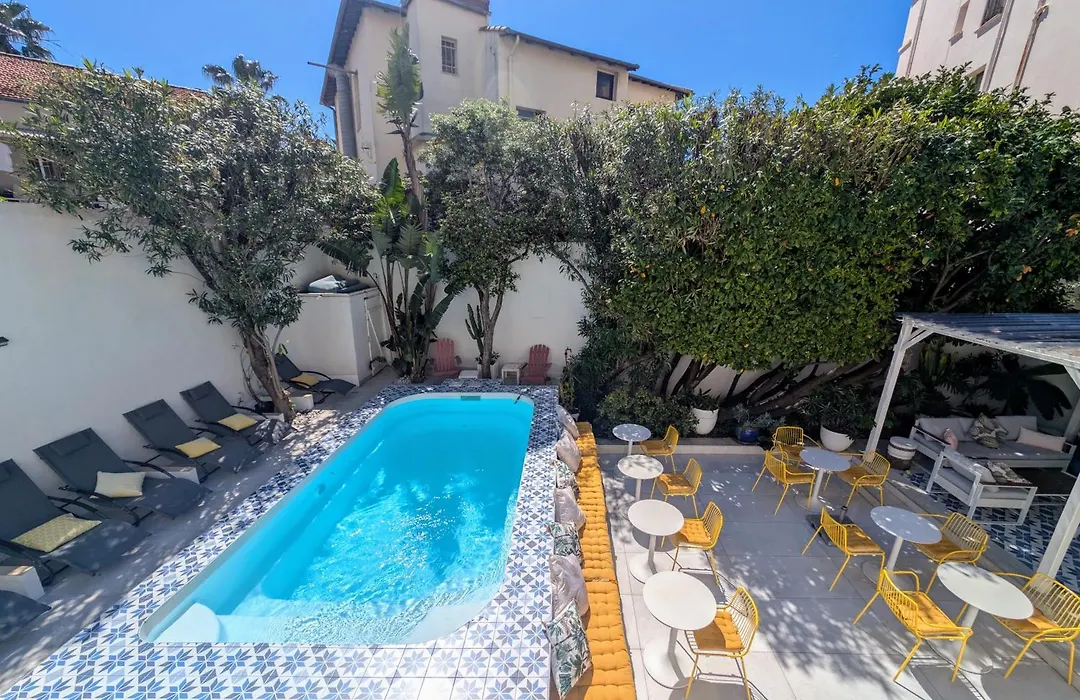 Hotel Mademoiselle-1