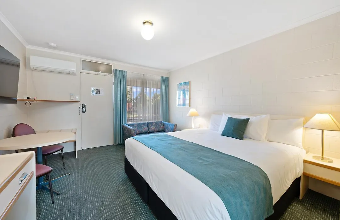 Comfort Inn Devonport-1