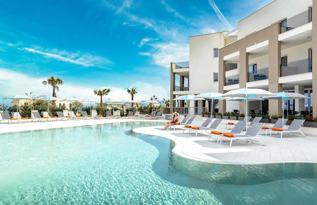 Resort La Battigia Beach & Spa-1