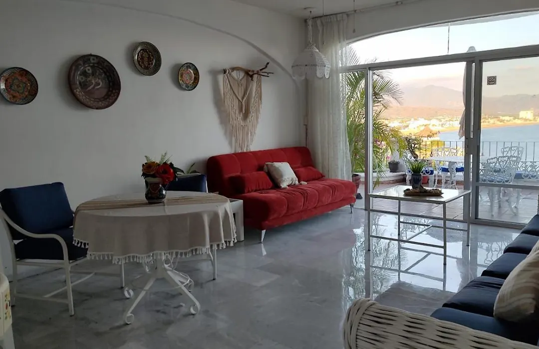 Hermoso condominio en la Bahía Manzanillo-1