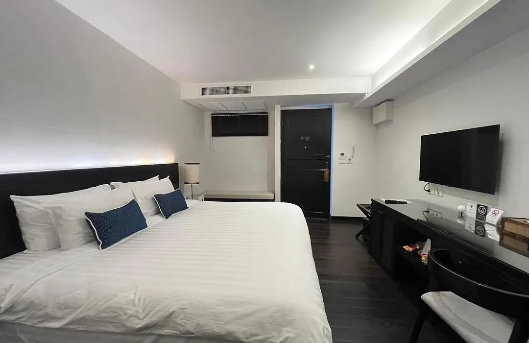 Cheeva Dee Hotel-1