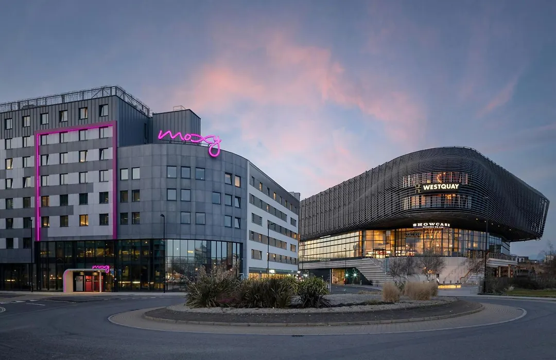 Moxy Southampton-1