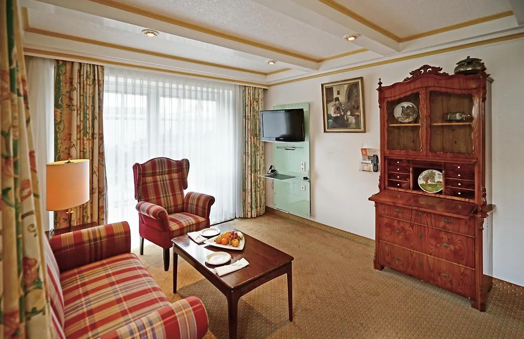 Hotel Appartement Landhaus Stutzi - Hotel Strandperle-1