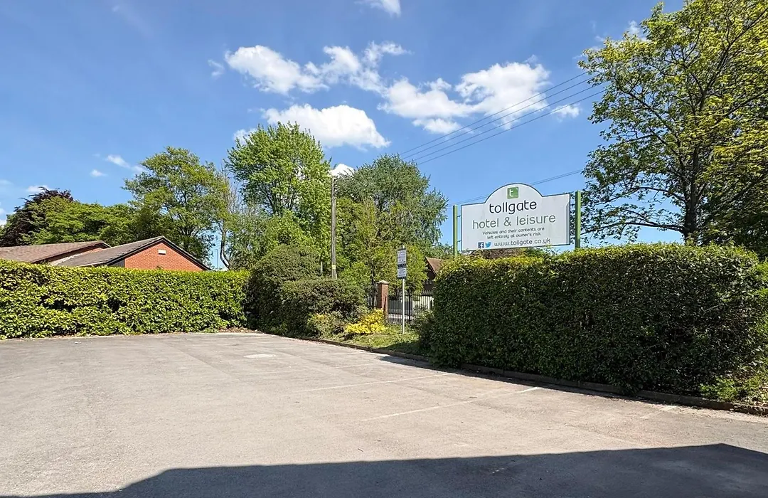 Tollgate Hotel & Leisure-1
