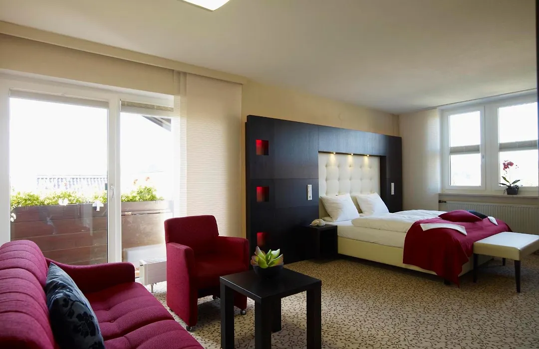 Landhaushotel Hof Wasserkuppe-1
