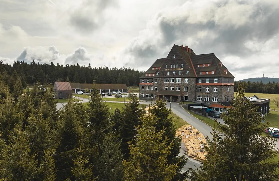 Naturhotel Sachsenbaude Oberwiesenthal - Indoor-Pool&Outdoor-Whirlpool-1