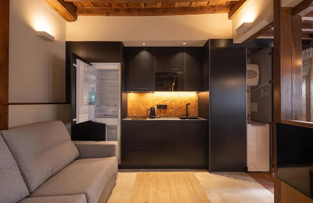 Calm Suites Babole-1